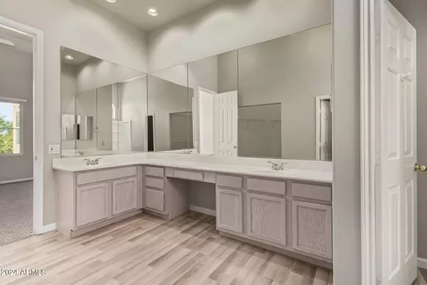 8245 E BELL Road #248, Scottsdale, AZ 85260