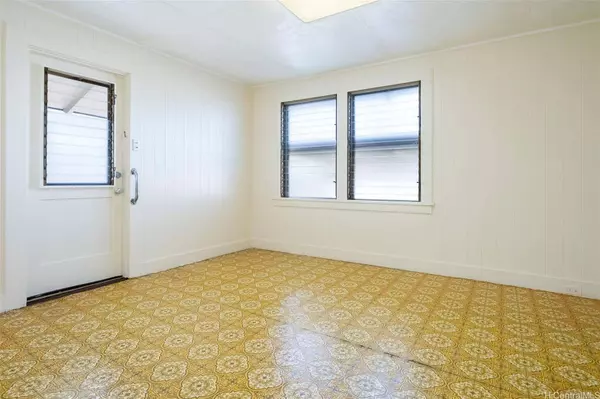 922-A Winant Street, Honolulu, HI 96817