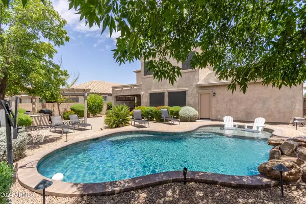 19785 E RAVEN Drive, Queen Creek, AZ 85142