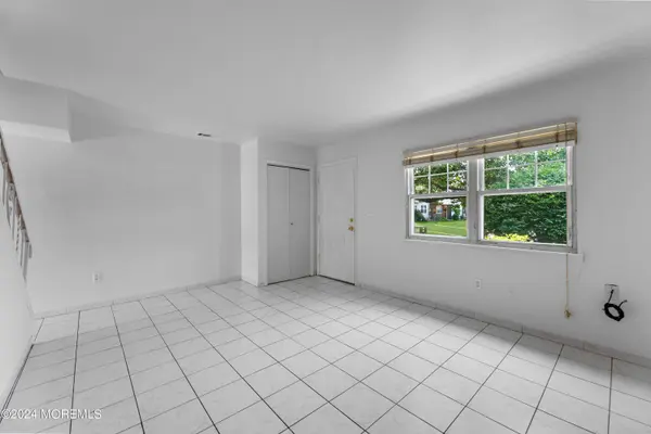 52 Greenwood Loop Road, Brick, NJ 08724