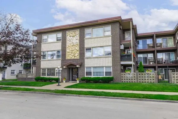 3009 N PARIS Avenue #304, River Grove, IL 60171