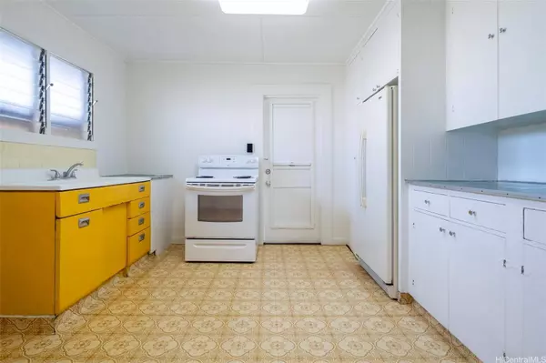 922-A Winant Street, Honolulu, HI 96817