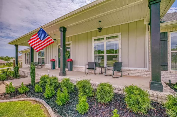 4110 Lower Walk Ln, Milton, FL 32583