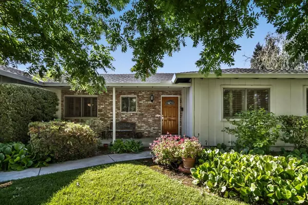 6204 Dawnridge WAY, Carmichael, CA 95608