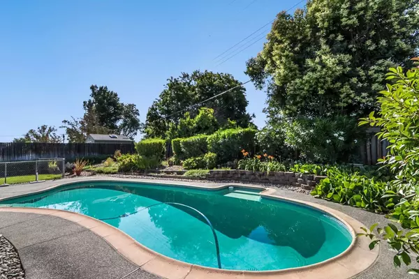 6204 Dawnridge WAY, Carmichael, CA 95608