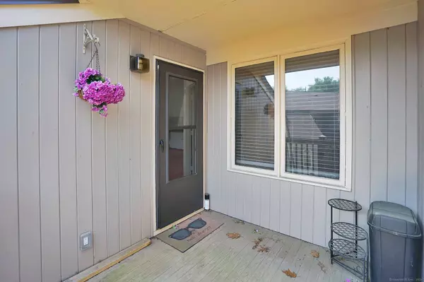 40 Little Oak Lane #40, Rocky Hill, CT 06067