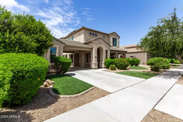 19785 E RAVEN Drive, Queen Creek, AZ 85142