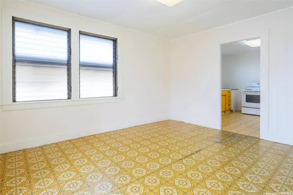 922-A Winant Street, Honolulu, HI 96817