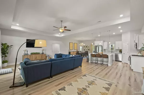 4110 Lower Walk Ln, Milton, FL 32583