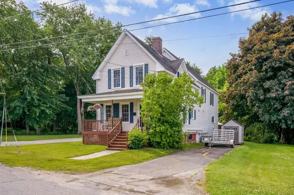 4 Edgemont AVE, Waterville, ME 04901