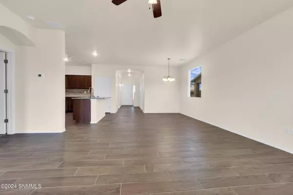 1554 Santa Thomas ST, Las Cruces, NM 88007