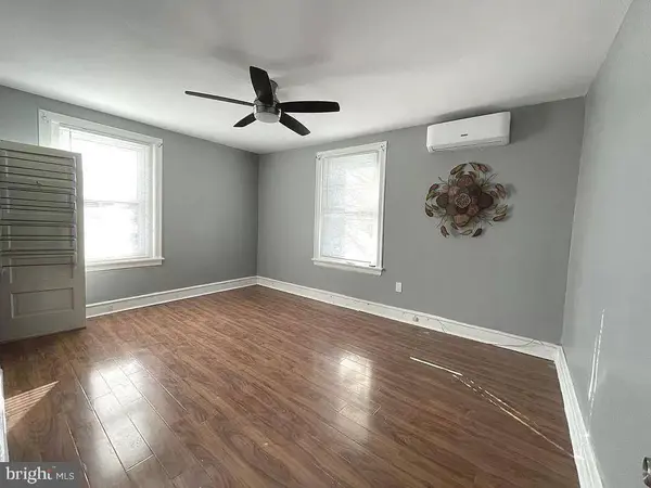 2420 DUNCAN ST, Philadelphia, PA 19124