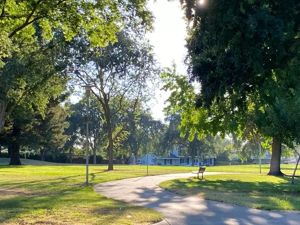 80 Moonlit CIR, Sacramento, CA 95831