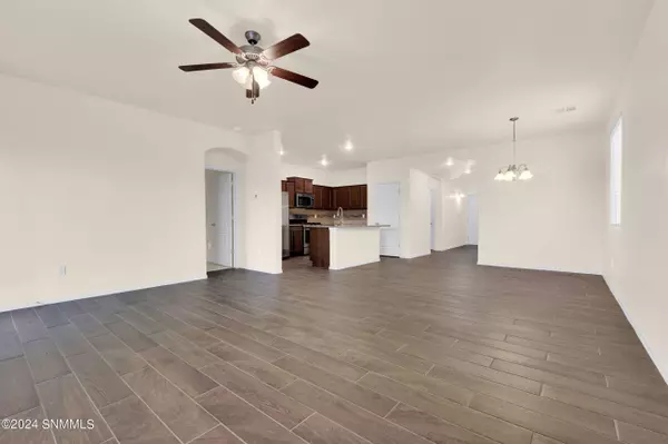 1554 Santa Thomas ST, Las Cruces, NM 88007