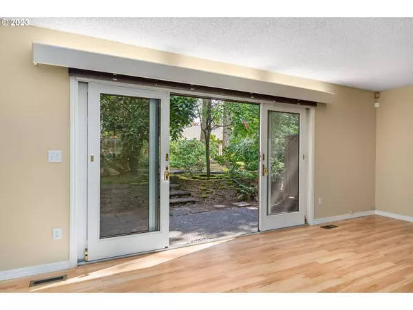 14350 SW 27TH CT, Beaverton, OR 97008