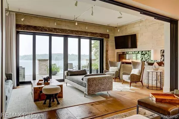 5937 HARTFORD Way Way, Brighton, MI 48116