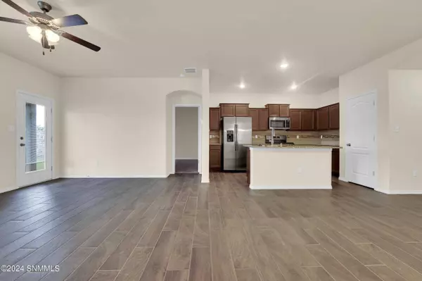 1554 Santa Thomas ST, Las Cruces, NM 88007