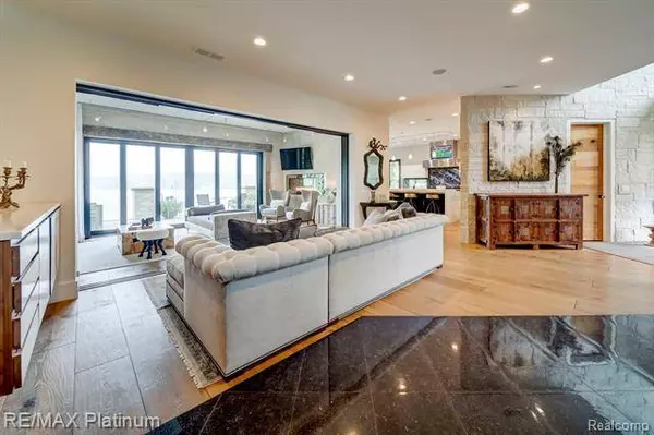 5937 HARTFORD Way Way, Brighton, MI 48116