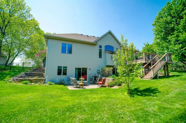 1575 Amundson LN, Stillwater, MN 55082