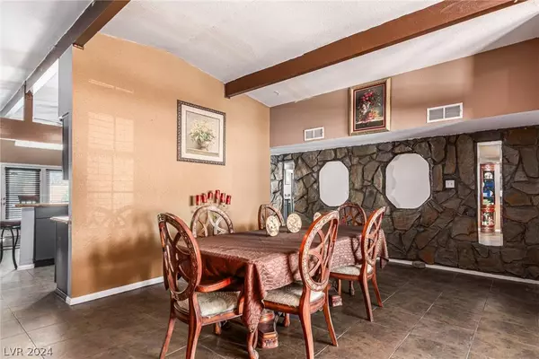 5190 Champions Avenue, Las Vegas, NV 89142