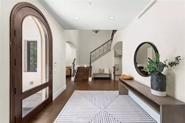 19 Alexa LN, Ladera Ranch, CA 92694