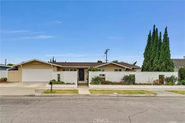 255 Sherwood ST, Costa Mesa, CA 92627