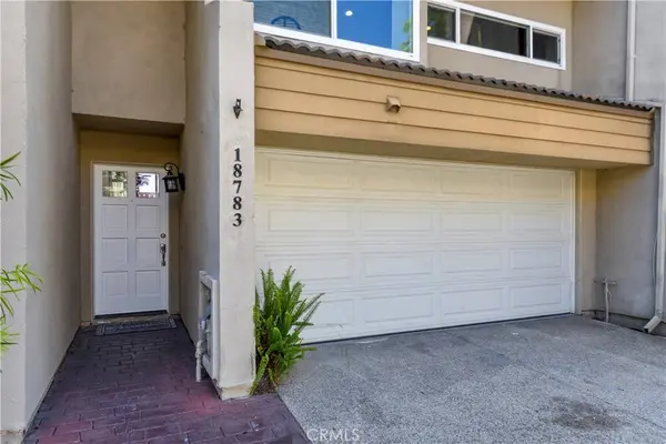 18783 Club LN, Huntington Beach, CA 92648