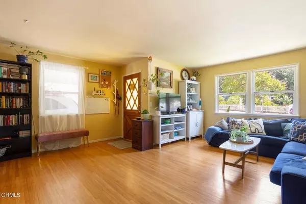 7911 Apperson ST, Sunland, CA 91040