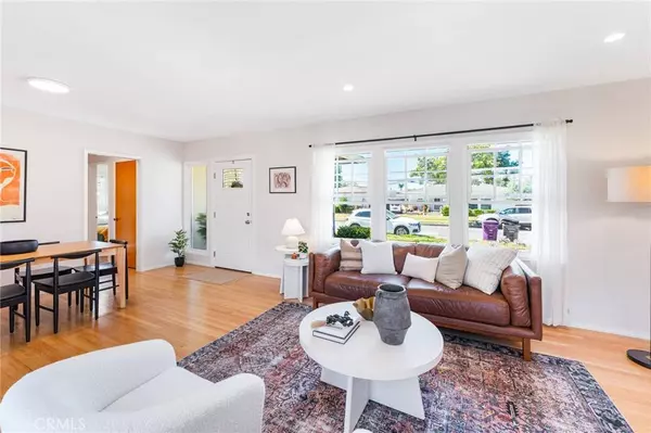 5210 E Patterson ST, Long Beach, CA 90815