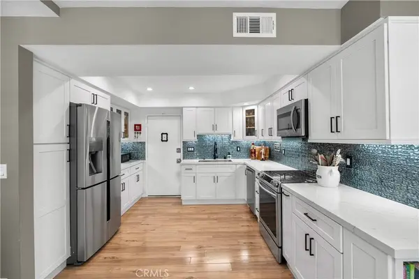 4647 Willis AVE #106, Sherman Oaks, CA 91403