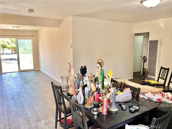 25587 Fisher ST, Highland, CA 92404