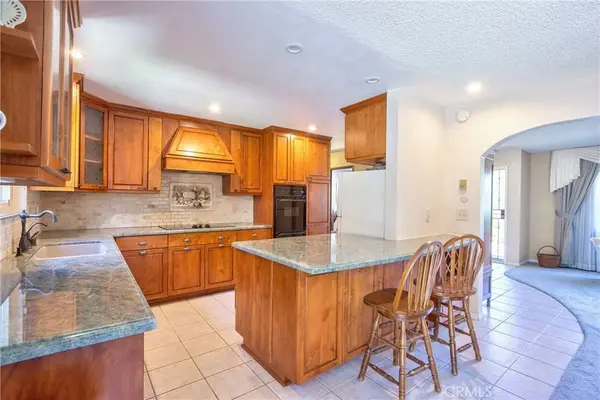 1752 York DR, Vista, CA 92084