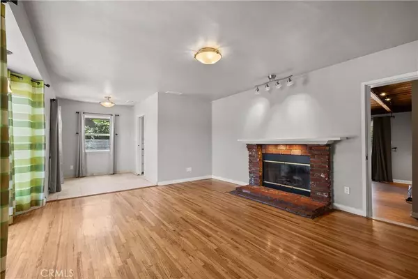 6719 Bellingham AVE, North Hollywood, CA 91606