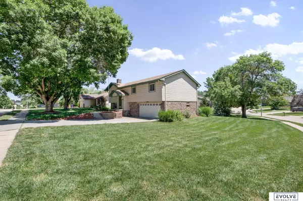 13007 S 29th Place, Bellevue, NE 68123