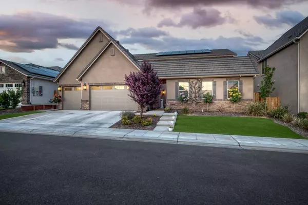 353 Sentinel Drive, Madera, CA 93636