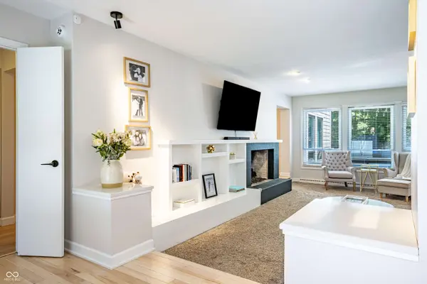 7355 Spring Mill RD, Indianapolis, IN 46260