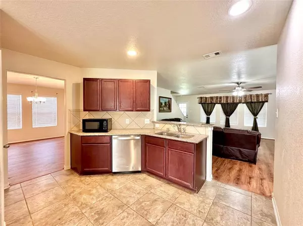 18702 Abiding CT, Houston, TX 77073