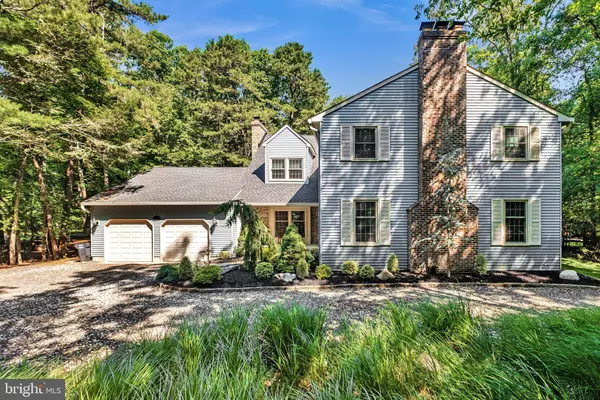 1 LARSEN PARK DR, Medford, NJ 08055