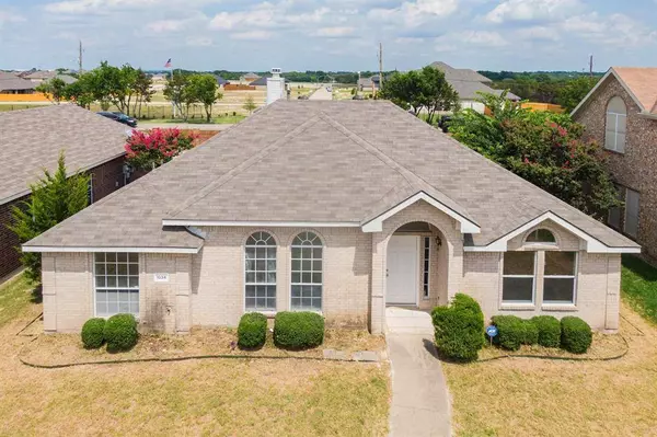 1034 Suffolk Lane, Cedar Hill, TX 75104