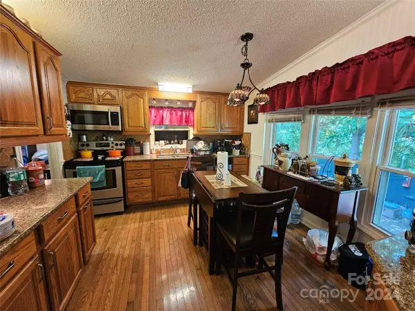 214 River Loop RD, Belmont, NC 28012