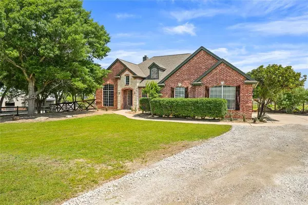 13616 Haslet Court, Haslet, TX 76052