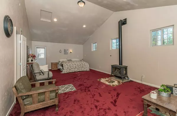 42588 Rock Ledge Road, Shaver Lake, CA 93664