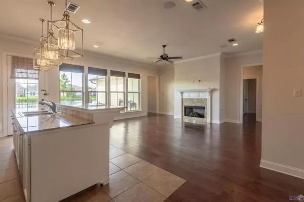 10516 HILL POINTE AVE, Baton Rouge, LA 70810