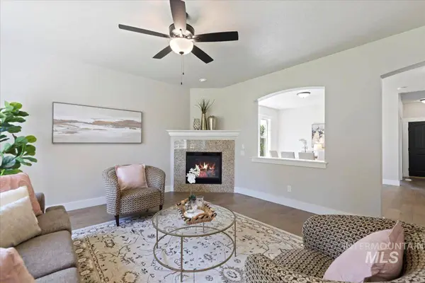 540 N Senora Way, Eagle, ID 83616