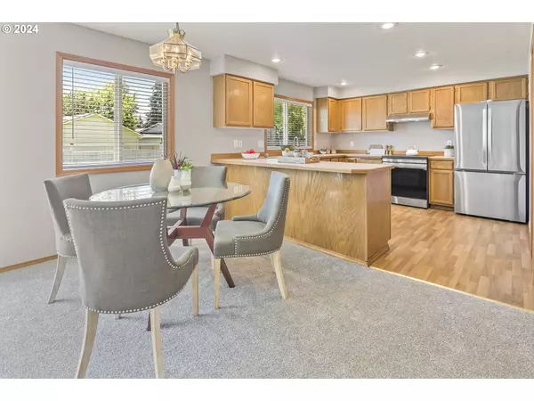 15305 NE 6TH ST, Vancouver, WA 98684