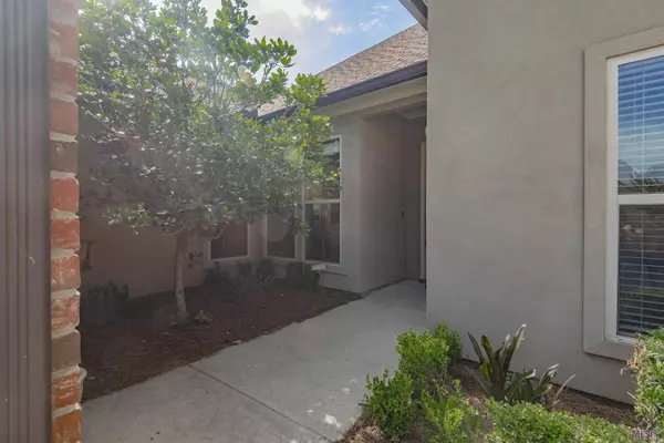 10516 HILL POINTE AVE, Baton Rouge, LA 70810