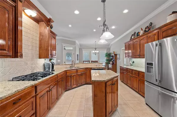 413 Northridge Circle, West, TX 76691