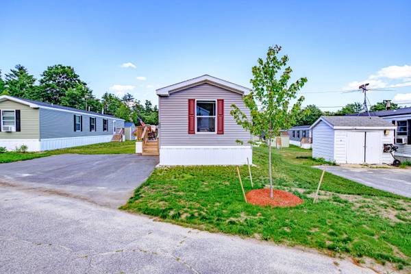 25 Maplewood DR, Limington, ME 04049