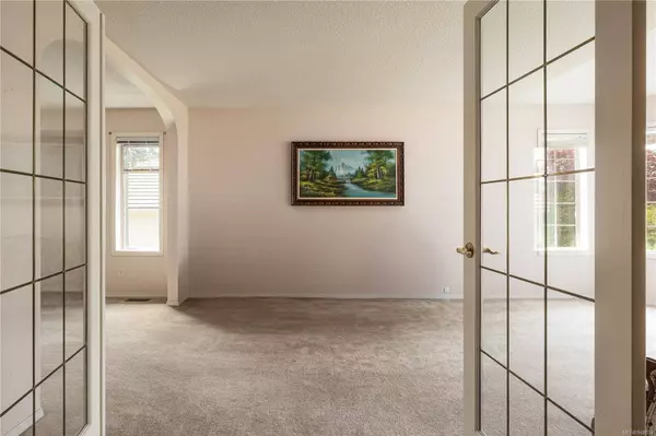 1808 St. Ann's Dr, Duncan, BC V9L 5M4