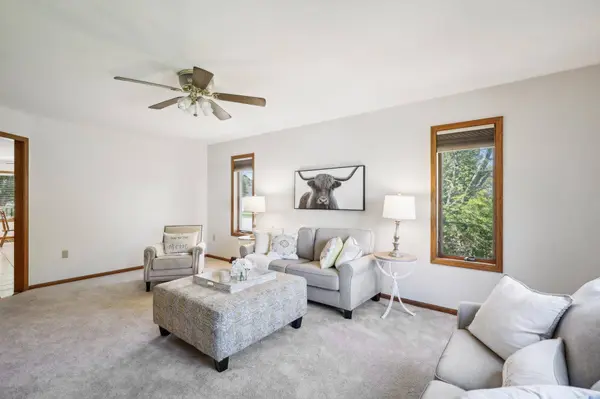 401 St Andrews Court, Waunakee, WI 53597